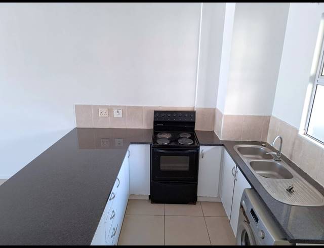 2 BEDROOM APARTMENT FOR SALE IN WESTBROOK